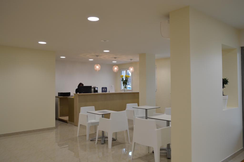 Appart'Hotel Et Chambres Essentiel Spa Arles Eksteriør billede