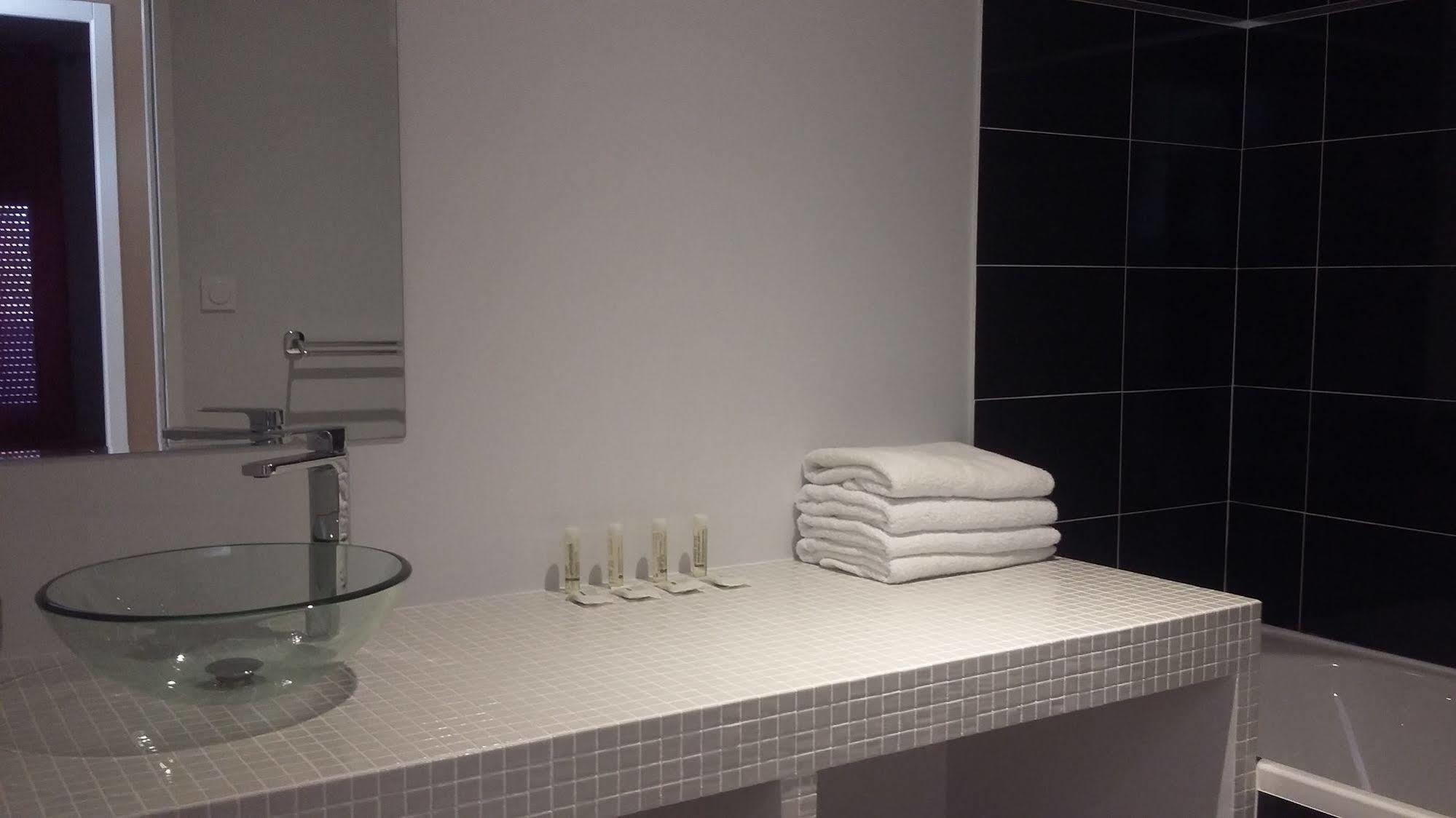 Appart'Hotel Et Chambres Essentiel Spa Arles Eksteriør billede